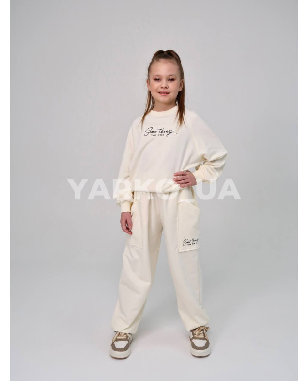 Костюм спортивний HAYKIDS для дівчат весна/осінь 2581 з котону молочний Some things 134(р)