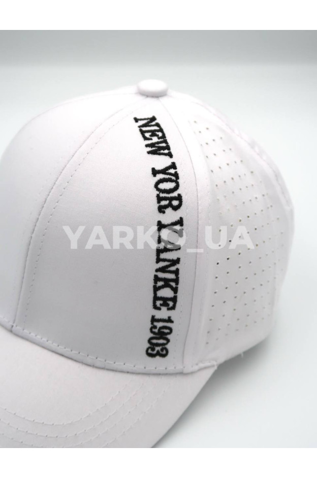 Бейсболка Makko для хлопчиків на літо NB164 котон білий перфорація Yanke 1903 52-54(р)