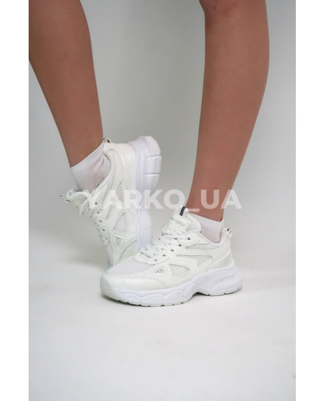 Кросівки NAVIGATOR uni на літо B5507-4 екошкіра/сітка білий Shoes трикутники 38(р)