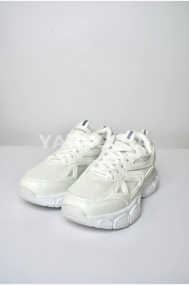 Кросівки NAVIGATOR uni на літо B5507-4 екошкіра/сітка білий Shoes трикутники 41(р)