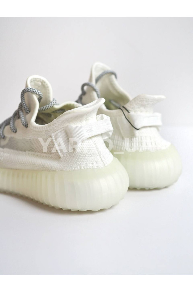 Кросівки Stilli для хлопчиків і дівчаток на літо CX1090-2 сітка білий Yeezy Boost 37(р)