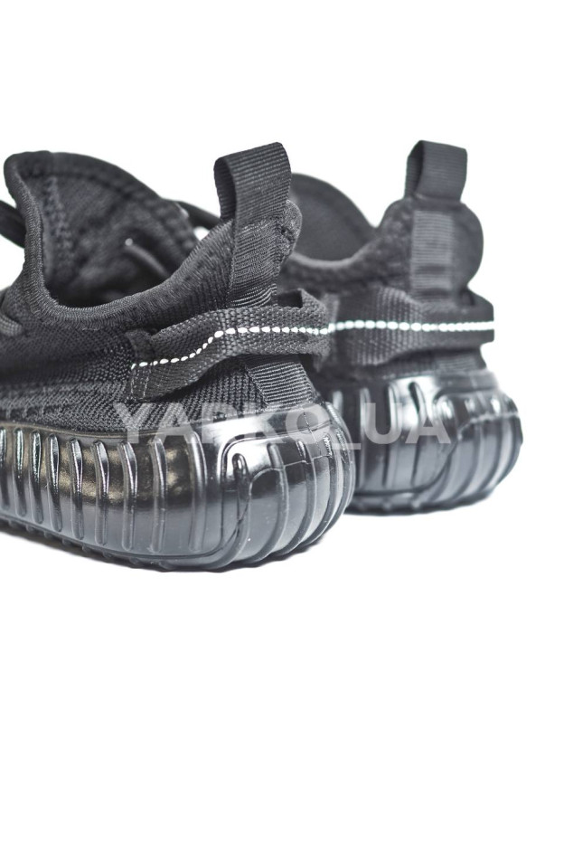 Кросівки GIRNAIVE для хлопчиків і дівчаток на літо A2-1 сітка чорний Yeezy 32(р)