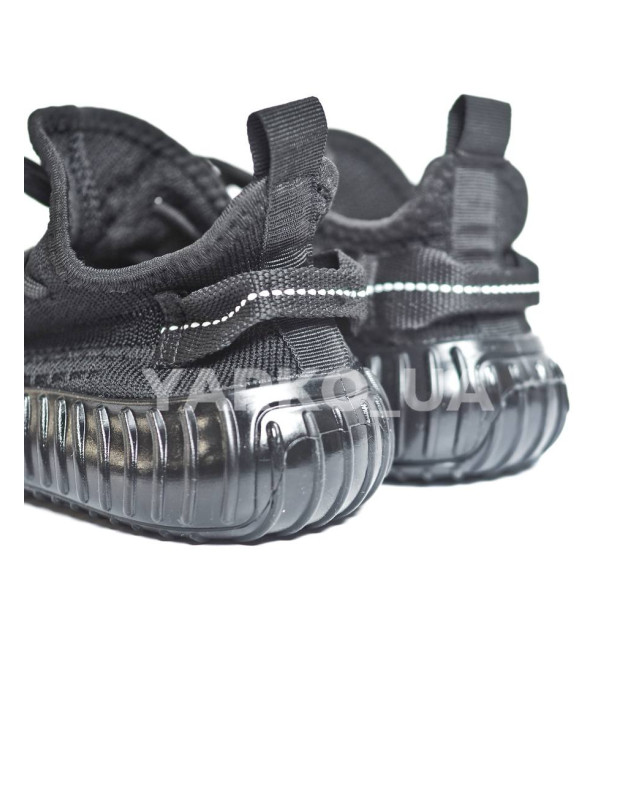 Кросівки GIRNAIVE для хлопчиків і дівчаток на літо A2-1 сітка чорний Yeezy 32(р)