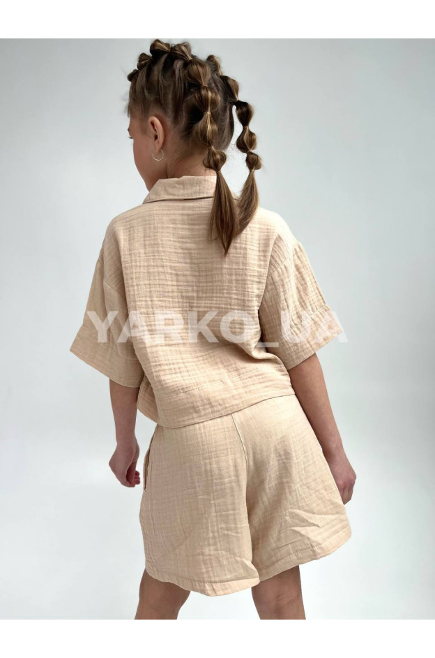 Костюм для дівчат 3509 з мусліну бежевий гудзики 128(р)