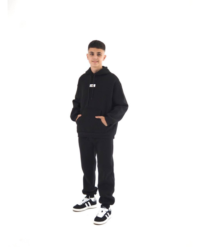 Костюм спортивний HAYKIDS для хлопчиків на зиму 24WE066-2 котон/фліс чорний нашивка A 164(р)