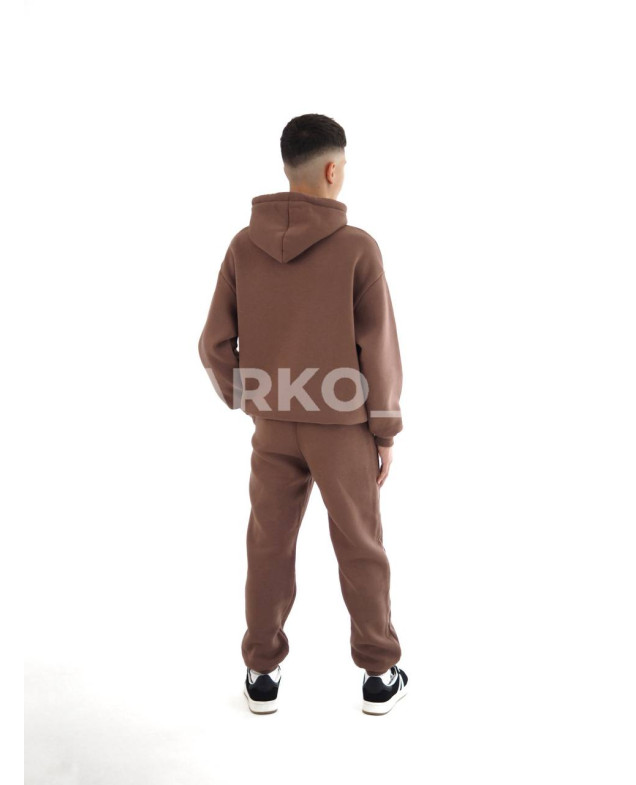 Костюм спортивний HAYKIDS для хлопчиків на зиму 24WE066-2 котон/фліс шоколад нашивка A 146(р)