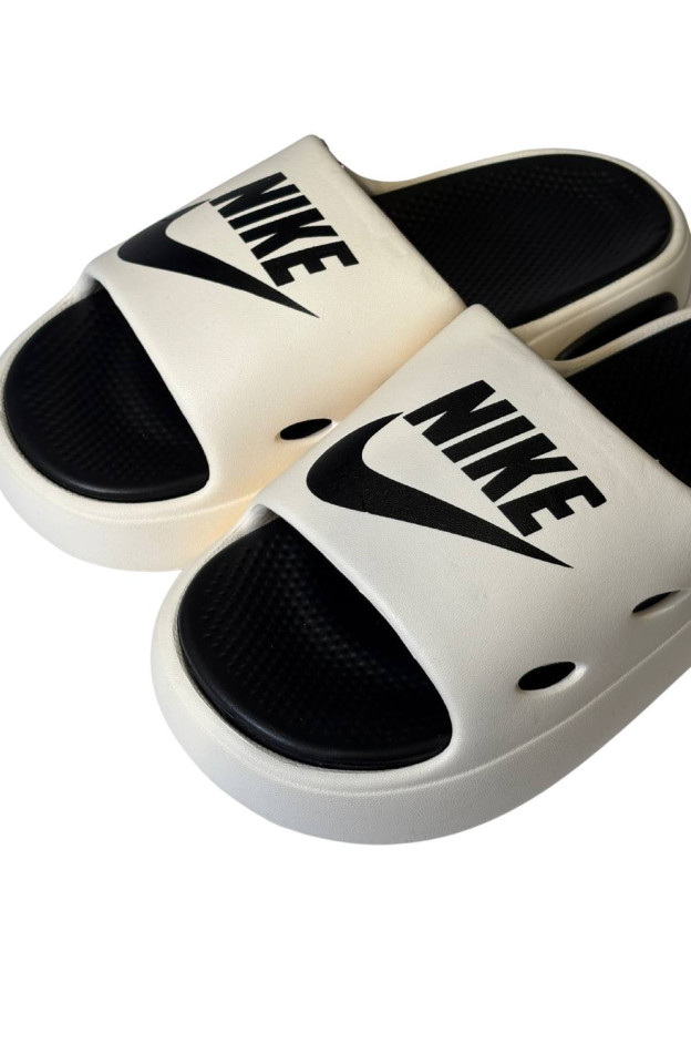 Шльопанці для дівчинки або для хлопчика на літо 1050 EVA крем/чорний NIKE 38-39(р)