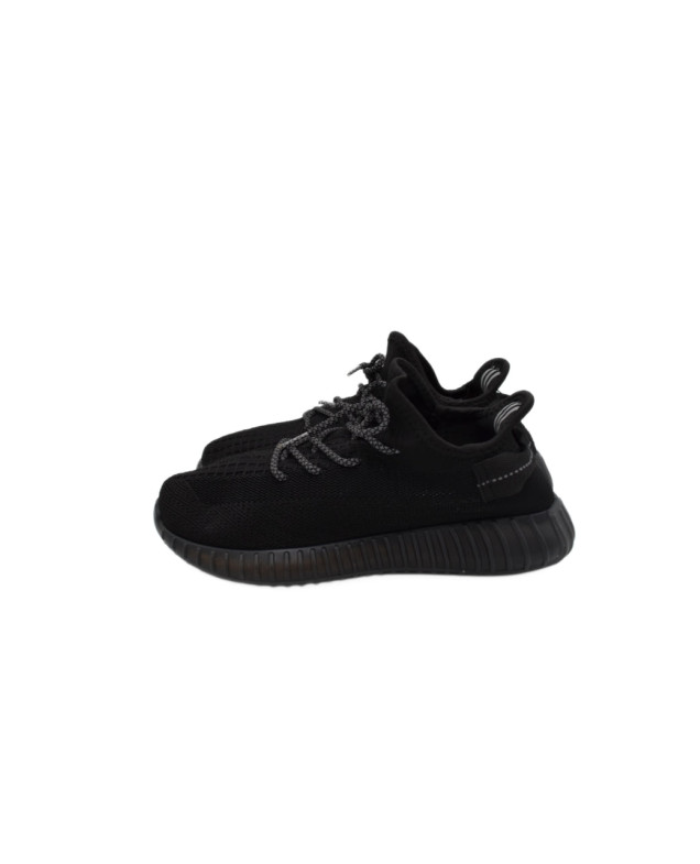 Кросівки для хлопчика або для дівчинки на літо A002-5 текстиль чорний Yeezy Boost 38(р) 