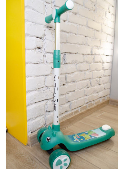 Самокат Skyper для дівчинки або для хлопчика DS-17065 зелений триколісний Dino,світло/музика,колеса PU 112*45 см