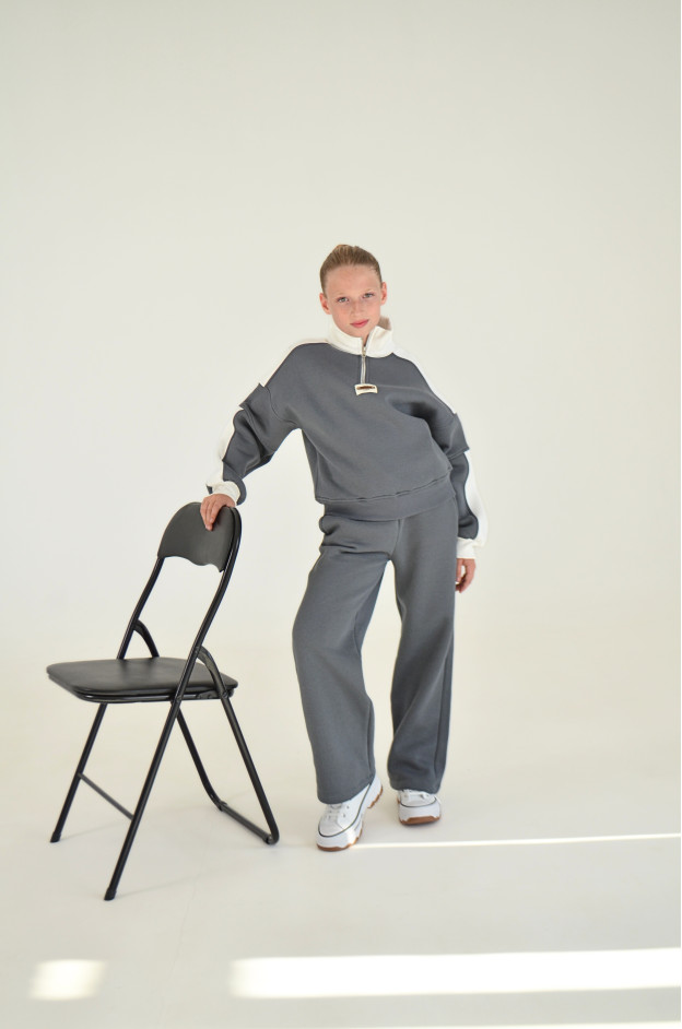 Костюм спорт для дівчинки на зиму 25WB086 котон/фліс сірий/білий Casual 140(р) 