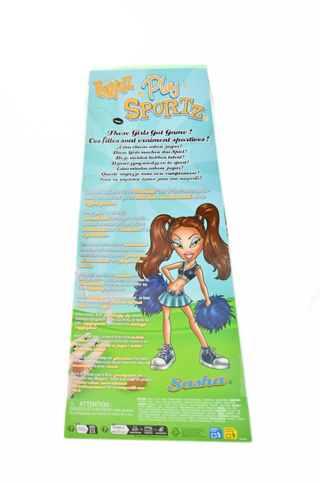 Лялька BRATZ для дівчинки 998111 Чирлідерка Саша