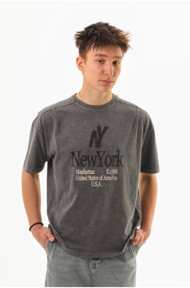 Футболка для дівчинки або для хлопчика на літо 26SE562 котон графіт New York 140(р) 