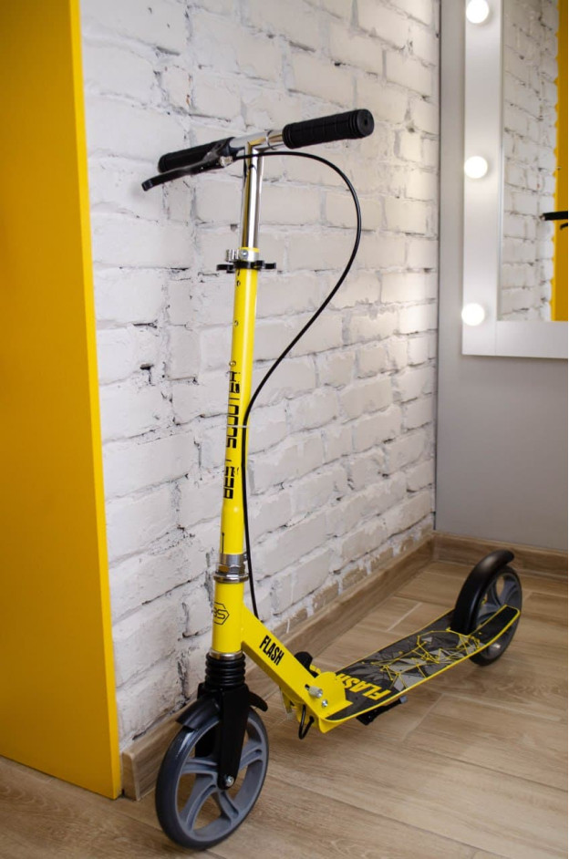 Самокат Best Scooter для дівчинки або для хлопчика FL-14320 чорний/жовтий ручне гальмо, амортизатор передній