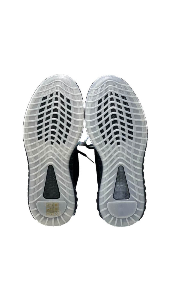 Кросівки для дівчинки або для хлопчика на літо 20-921 сітка чорний Yeezy 36(р) 