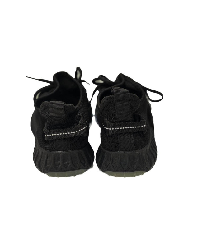 Кросівки для дівчинки або для хлопчика на літо 20-921 сітка чорний Yeezy 36(р) 